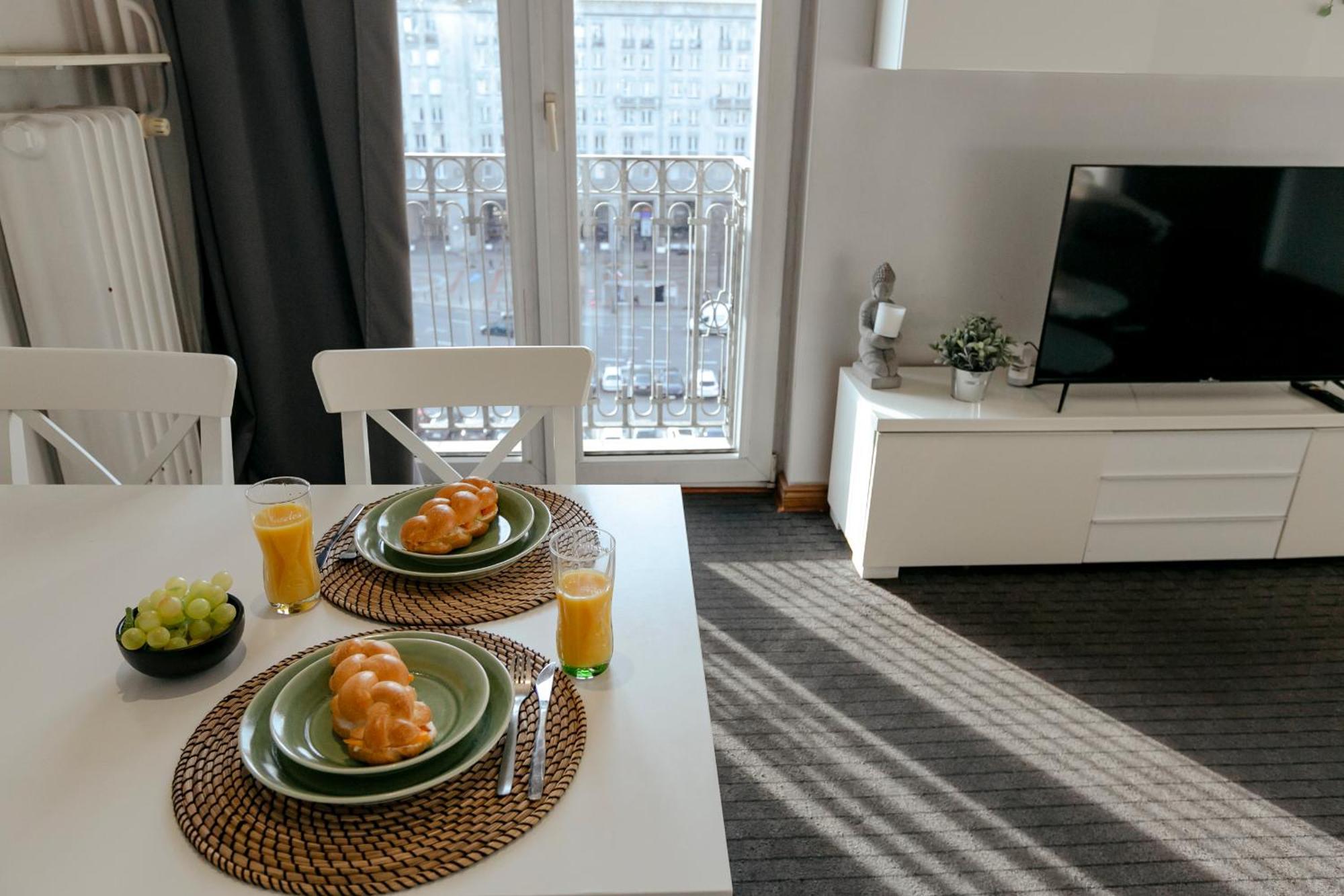 Plac Konstytucji 6 Orange - Apartament Dla 4 Osob - Bezplatny Parking - Free Parking - Piekny Widok Na Panorame Warszawy Варшава Экстерьер фото