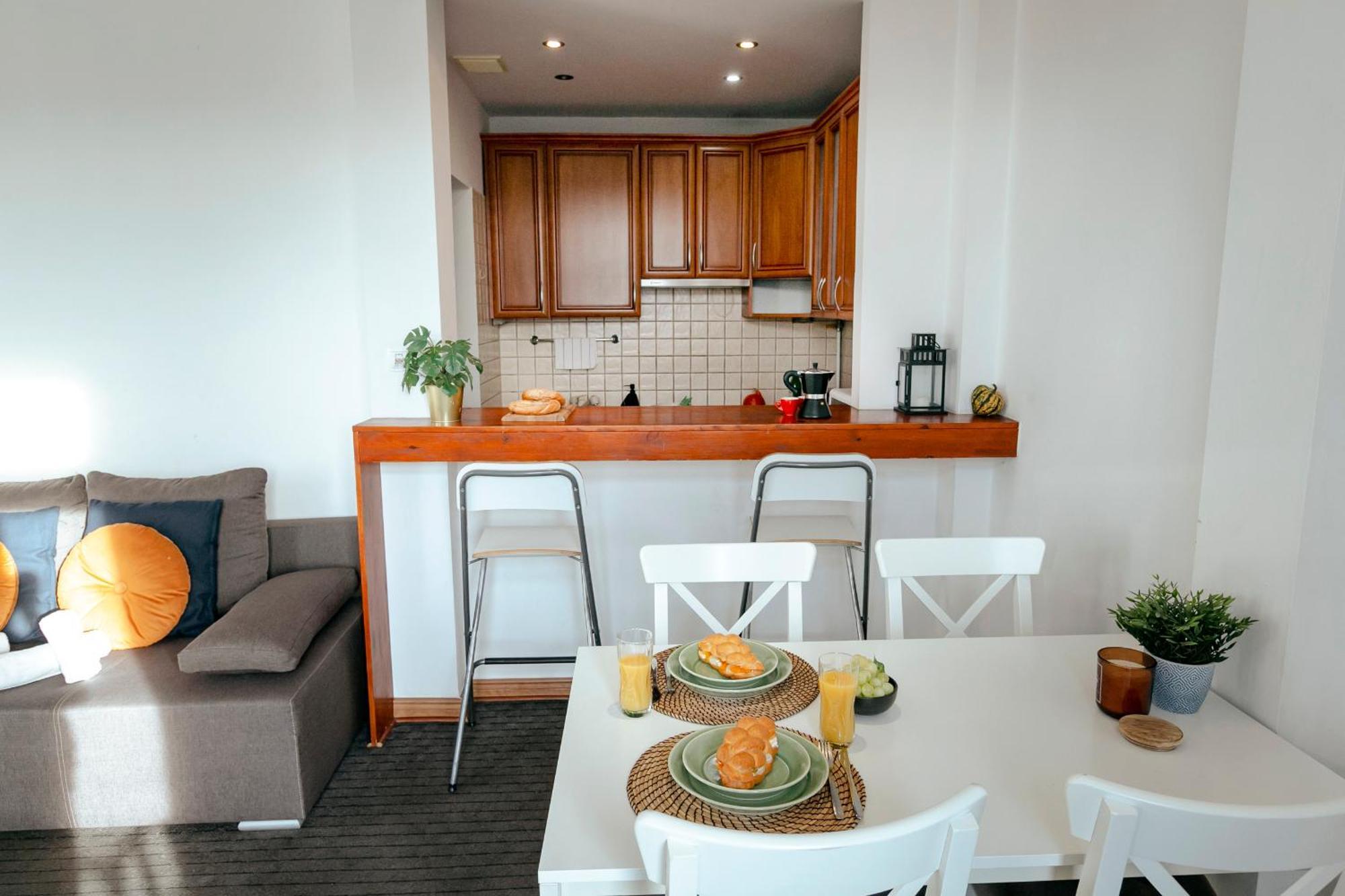 Plac Konstytucji 6 Orange - Apartament Dla 4 Osob - Bezplatny Parking - Free Parking - Piekny Widok Na Panorame Warszawy Варшава Экстерьер фото