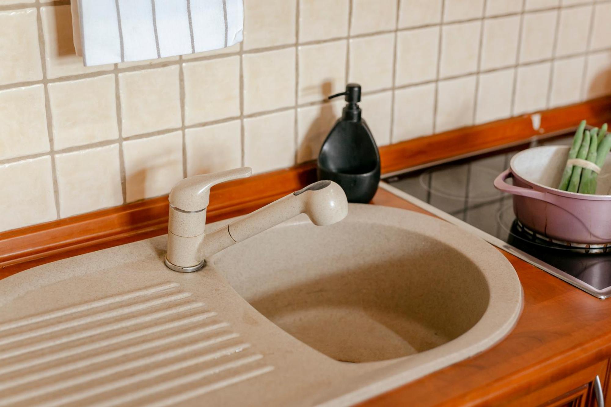 Plac Konstytucji 6 Orange - Apartament Dla 4 Osob - Bezplatny Parking - Free Parking - Piekny Widok Na Panorame Warszawy Варшава Экстерьер фото